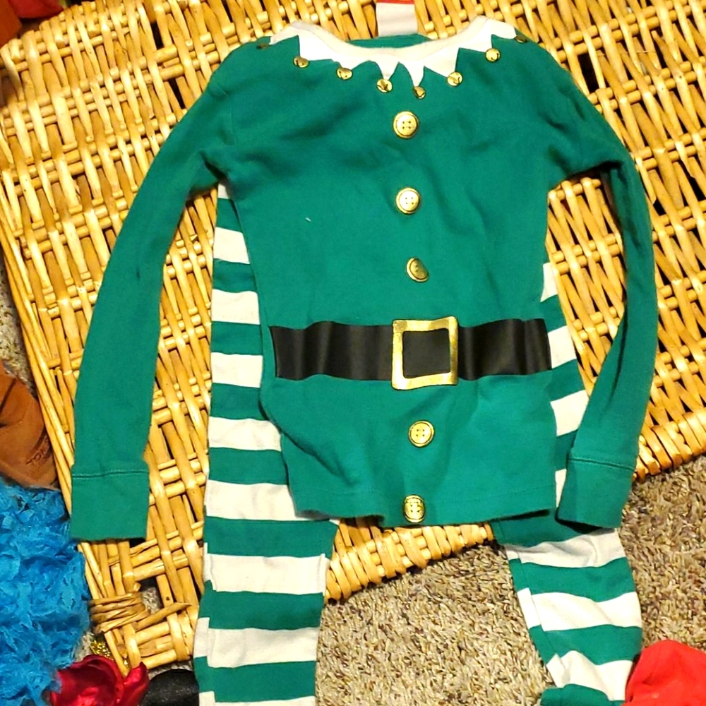 Kids elf pajamas